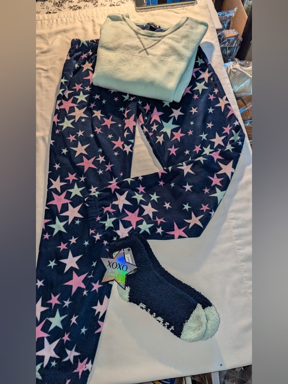 XOXO Women’s Fleece Star 3 Pcs Pajama Set Top Pants Socks L Blue NWT